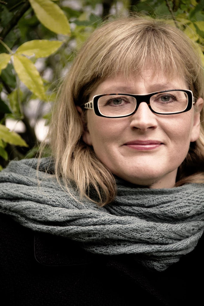 Þórdís tilnefnd til Íslensku bókmenntaverðlaunanna! Húrra! Bravó!